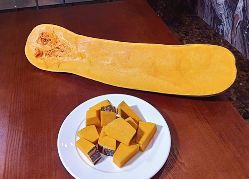 知道最甜最面的南瓜品種嗎？盤點十種有營養(yǎng)的甜面南瓜...